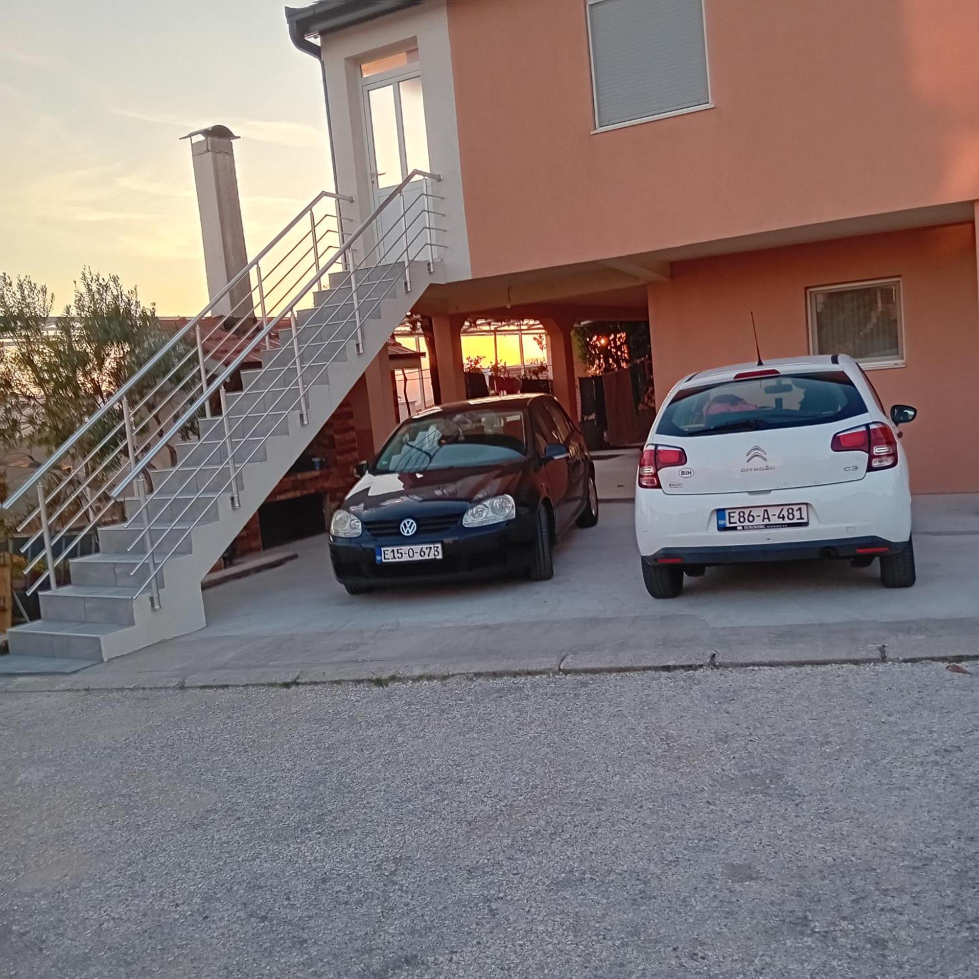 Apartmani Zuti Неум Экстерьер фото
